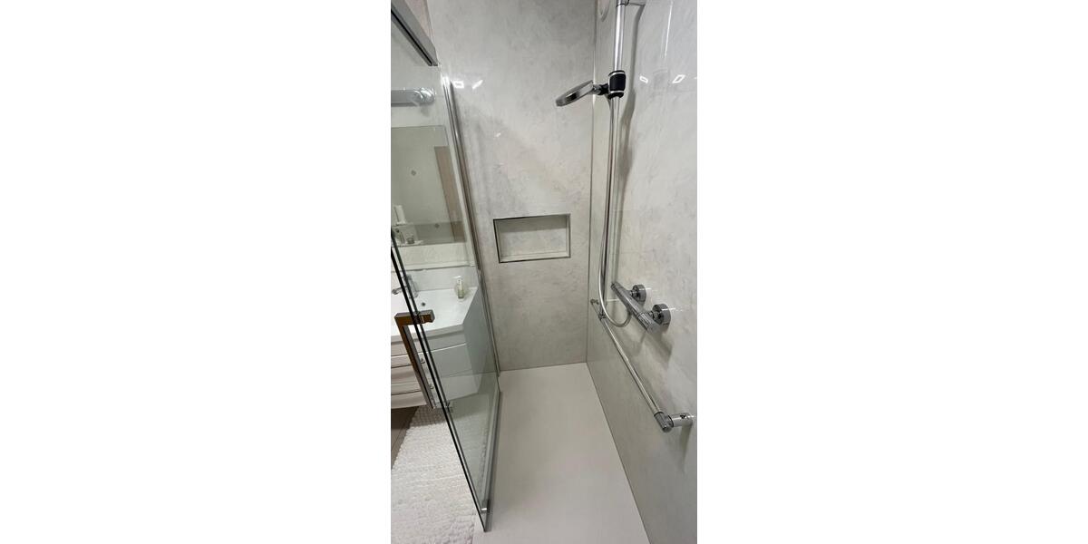 Etagenwohnung Zwickau Auerbach - 3 Zimmer, 80 m&sup2;, 570&euro; | Angebot:25963484
