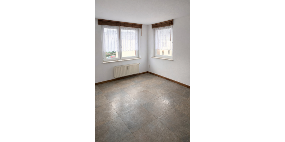 Etagenwohnung Oberlungwitz - 2 Zimmer, 47 m&sup2;, 283&euro; | Angebot:25963482