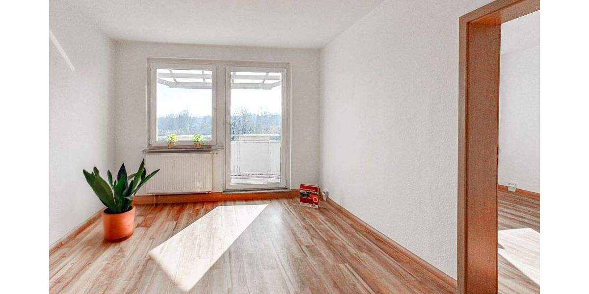 Etagenwohnung Zwickau Eckersbach - 3 Zimmer, 60 m&sup2;, 390&euro; | Angebot:25733944