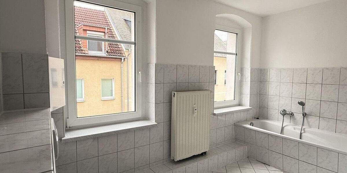 Etagenwohnung Zwickau Niederplanitz - 3 Zimmer, 79 m&sup2;, 470&euro; | Angebot:25707422