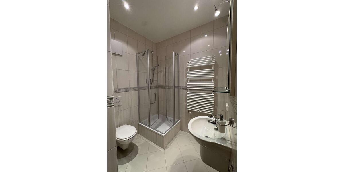 Dachgeschoßwohnung Zwickau - 3 Zimmer, 69 m&sup2;, 640&euro; | Angebot:25753391