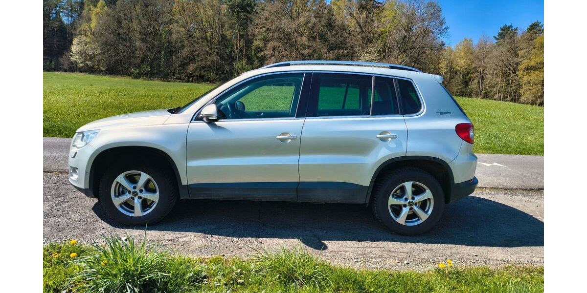VW Tiguan 141.000 km 9.250 &euro; Waldkirchen 08485