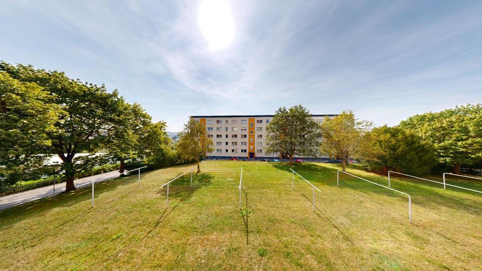 Etagenwohnung Reichenbach im Vogtland - 2 Zimmer, 60 m&sup2;, 405&euro; | Angebot:25080846