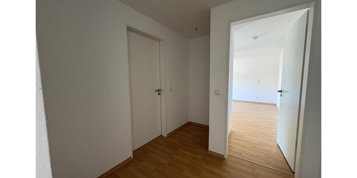 Dachgeschoßwohnung Zwickau Zwickau-Nord - 2 Zimmer, 65 m&sup2;, 430&euro; | Angebot:25254326