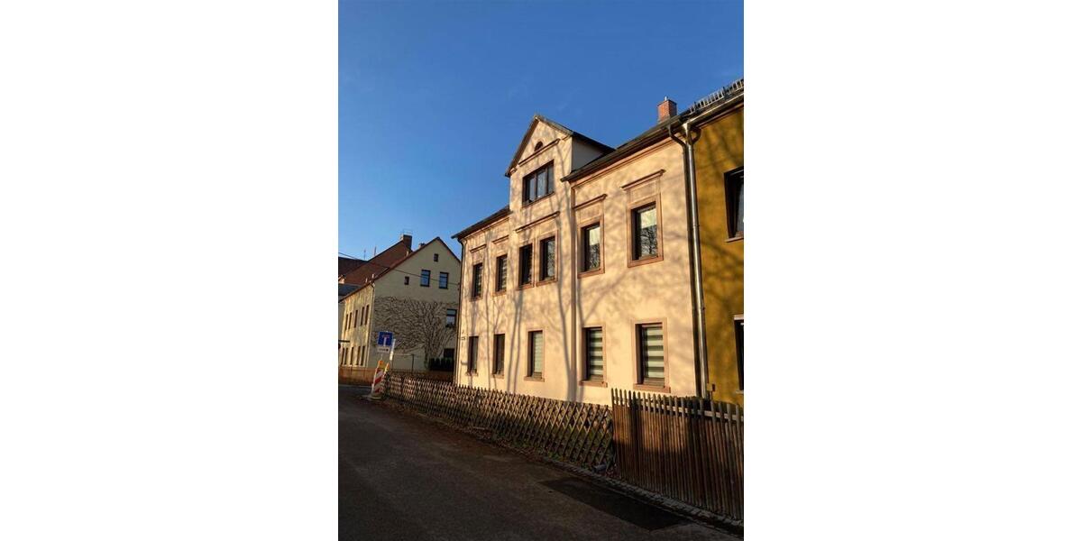 Etagenwohnung Zwickau Neuplanitz - 1 Zimmer, 34 m&sup2;, 230&euro; | Angebot:26621739