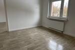 Etagenwohnung Glauchau - 3 Zimmer, 105 m&sup2;, 1.000&euro; | Angebot:24781604