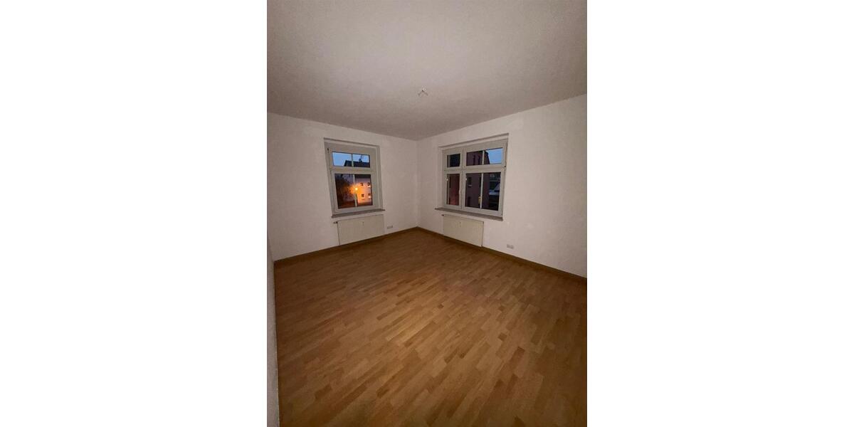 Etagenwohnung Zwickau Zwickau-Nord - 3 Zimmer, 70 m&sup2;, 383&euro; | Angebot:26038811