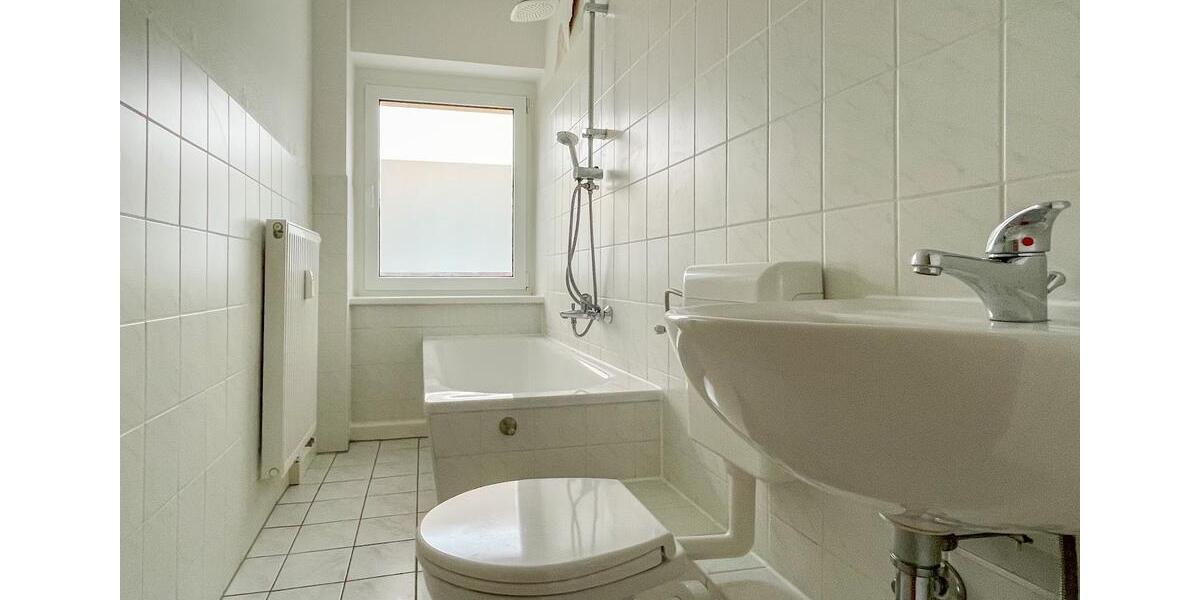 Etagenwohnung Zwickau Auerbach - 3 Zimmer, 61 m&sup2;, 289&euro; | Angebot:21186838