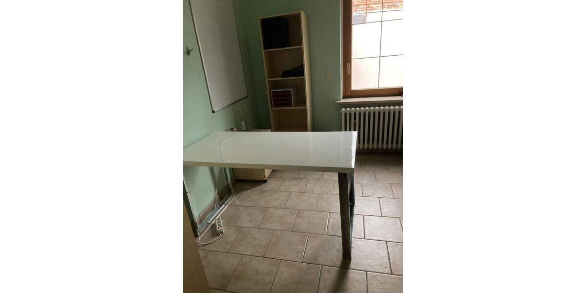 Mehrfamilienhaus, Wohnhaus Schwarzenberg/Erzgebirge Schwarzenberg - 3 Zimmer, 100 m&sup2;, 210.000&euro; | Angebot:25741904