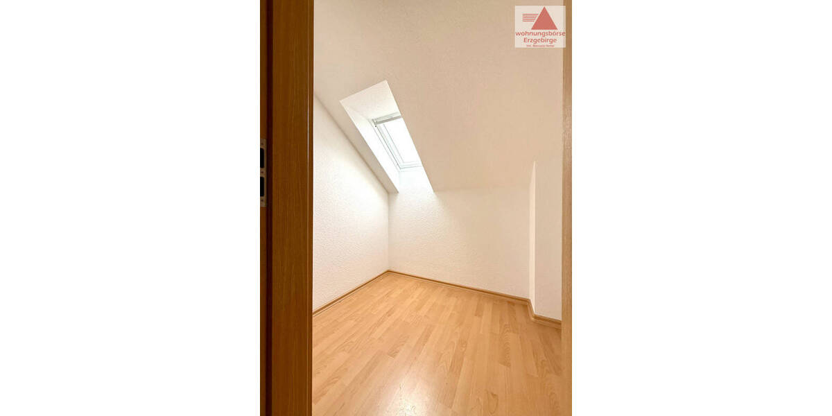 Etagenwohnung Gornsdorf - 2 Zimmer, 60 m&sup2;, 350&euro; | Angebot:25776704