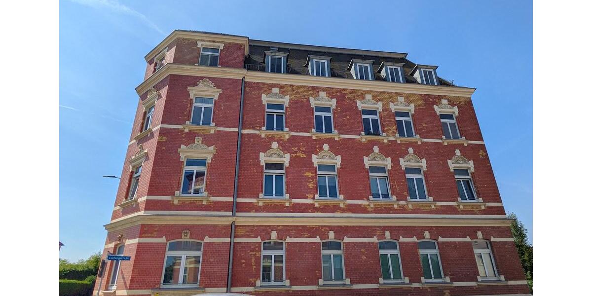 Dachgeschoßwohnung Zwickau - 2 Zimmer, 62 m&sup2;, 305&euro; | Angebot:26681037
