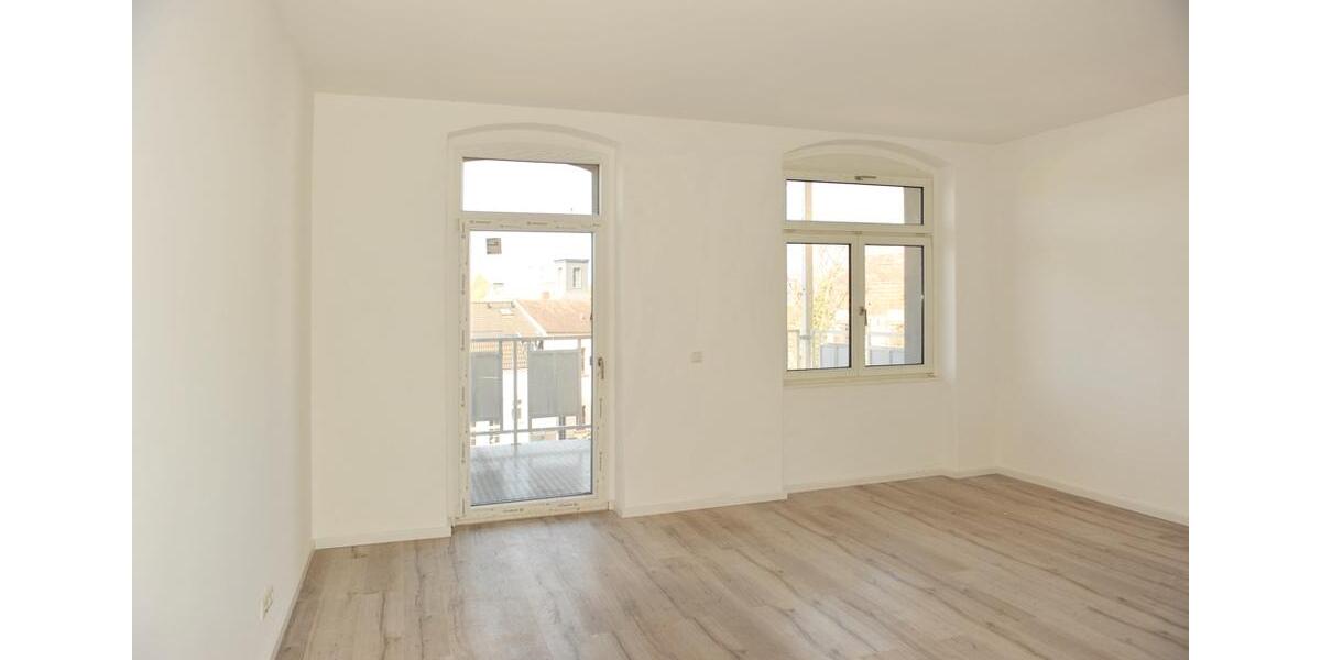 Etagenwohnung Zwickau - 4 Zimmer, 126 m&sup2;, 1.035&euro; | Angebot:24473692