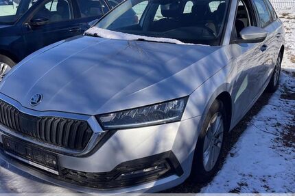 Skoda Octavia 50.700 km 19.899 &euro; Oberlungwitz 09353
