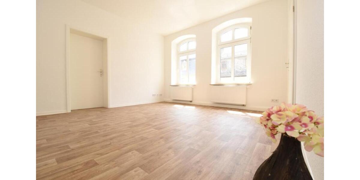 Erdgeschoßwohnung Hohenstein-Ernstthal Ernstthal - 3 Zimmer, 53 m&sup2;, 337&euro; | Angebot:24199360