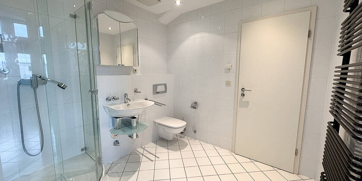 Etagenwohnung Grünhain-Beierfeld Beierfeld - 2 Zimmer, 150 m&sup2;, 750&euro; | Angebot:25688273