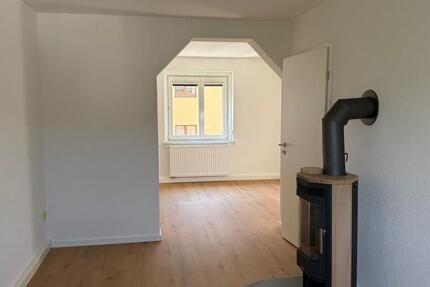 Wohnung Schneeberg - 3 Zimmer, 88 m&sup2;, 830&euro; | Angebot:25782333