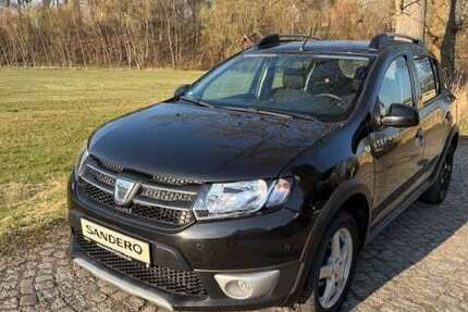 Dacia Sandero 75.219 km 7.890 &euro; Gersdorf 09355