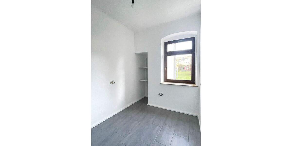 Etagenwohnung Meerane - 1 Zimmer, 47 m&sup2;, 325&euro; | Angebot:25666433
