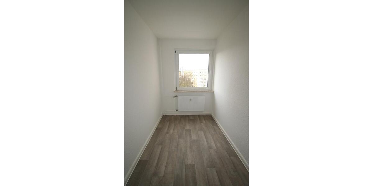 Etagenwohnung Hohenstein-Ernstthal Ernstthal - 4 Zimmer, 69 m&sup2;, 416&euro; | Angebot:25887101