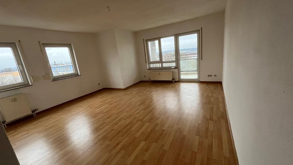 Etagenwohnung Zwickau Auerbach - 3 Zimmer, 78 m&sup2;, 504&euro; | Angebot:19815860
