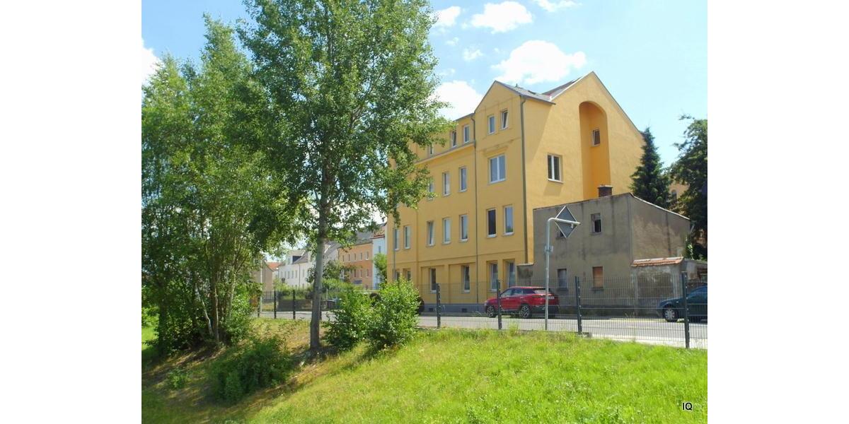 Dachgeschoßwohnung Limbach-Oberfrohna Oberfrohna - 3 Zimmer, 72 m&sup2;, 360&euro; | Angebot:25902838