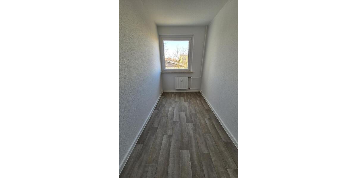 Etagenwohnung Hohenstein-Ernstthal Ernstthal - 3 Zimmer, 56 m&sup2;, 376&euro; | Angebot:24781253