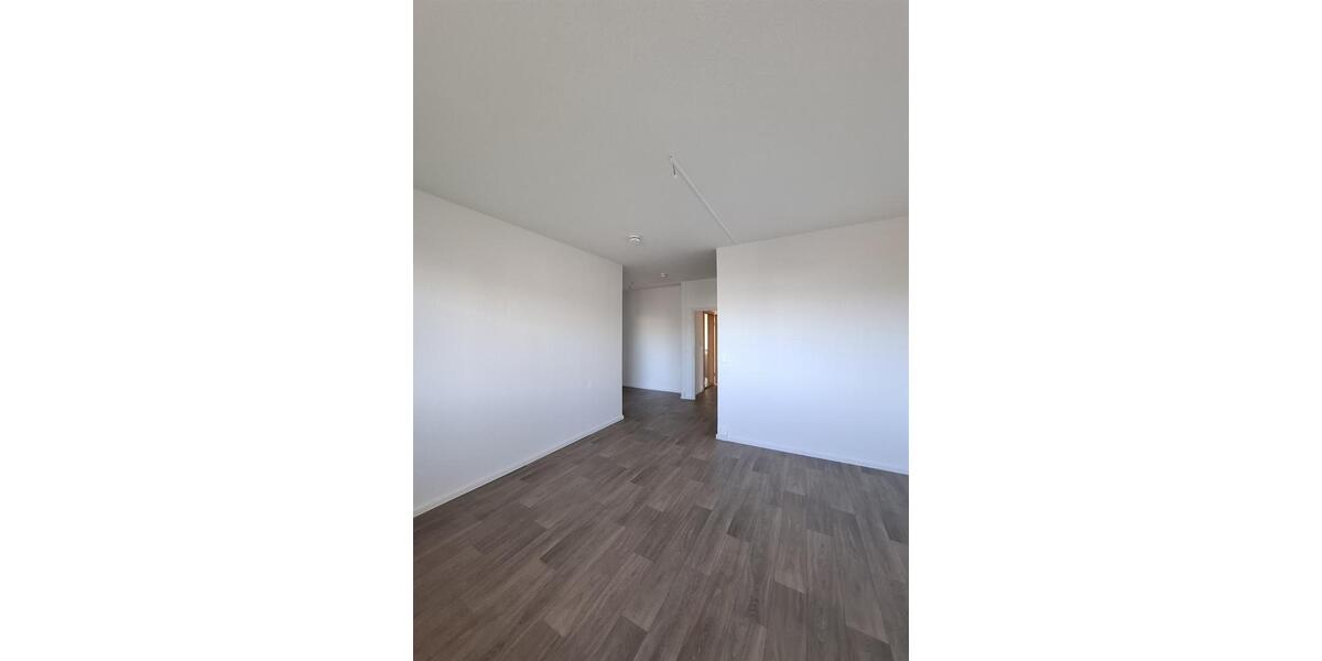 Etagenwohnung Glauchau - 3 Zimmer, 55 m&sup2;, 350&euro; | Angebot:25591471