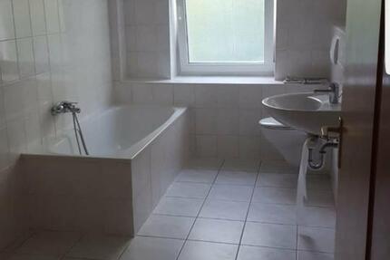 Wohnung Zwickau Auerbach - 3 Zimmer, 75 m&sup2;, 69.870&euro; | Angebot:25193580