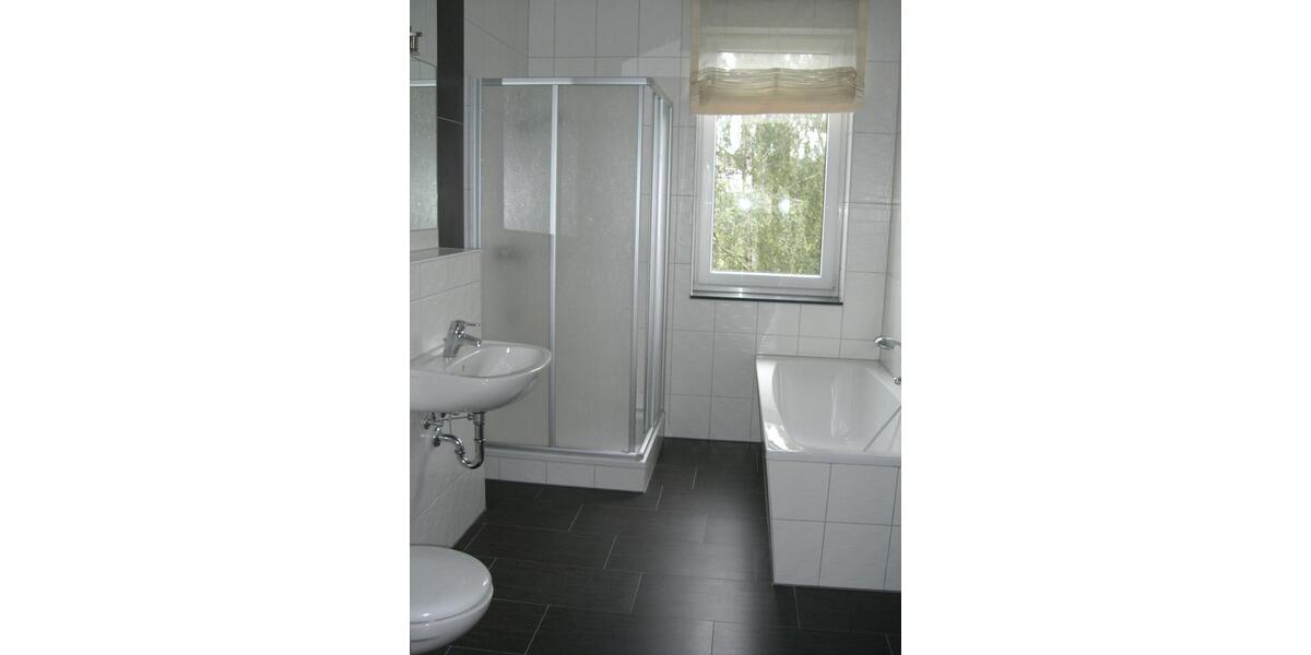 Etagenwohnung Zwickau Zwickau-Nord - 2 Zimmer, 58 m&sup2;, 350&euro; | Angebot:26547175
