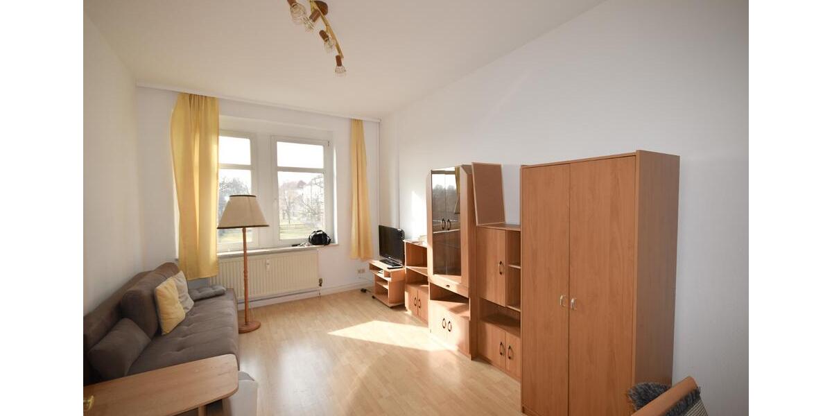 Etagenwohnung Zwickau - 2 Zimmer, 63 m&sup2;, 345&euro; | Angebot:25510950