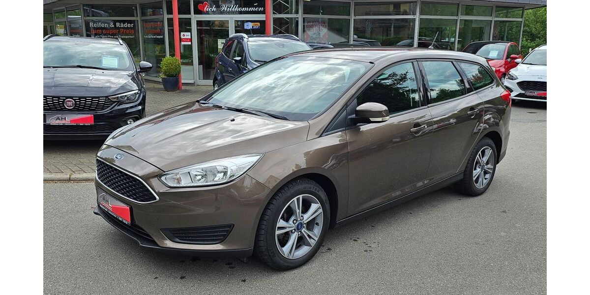 Ford Focus 91.790 km 9.990 &euro; Mohlsdorf-Teichwolframsdorf 07987