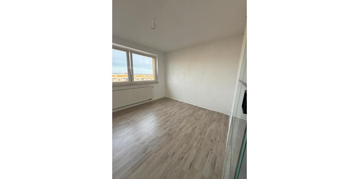 Etagenwohnung Zwönitz - 2.5 Zimmer, 56 m&sup2;, 392&euro; | Angebot:25779302