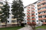 Etagenwohnung Crimmitschau - 3 Zimmer, 69 m&sup2;, 469&euro; | Angebot:23040587
