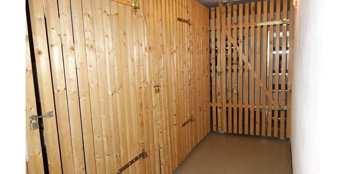 Etagenwohnung Waldenburg - 4 Zimmer, 123 m&sup2;, 99.000&euro; | Angebot:25779591