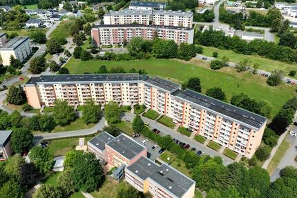 Wohnung Lößnitz - 3 Zimmer, 76 m&sup2;, 360&euro; | Angebot:26001996