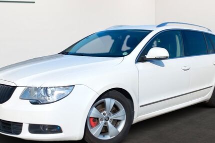 Skoda Superb 140.500 km 8.450 &euro; Mylau 08499