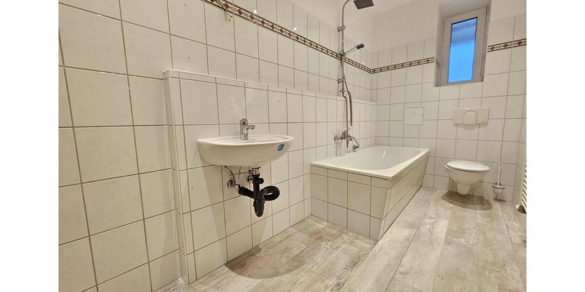Etagenwohnung Aue-Bad Schlema Bad Schlema - 2 Zimmer, 69 m&sup2;, 380&euro; | Angebot:25867463