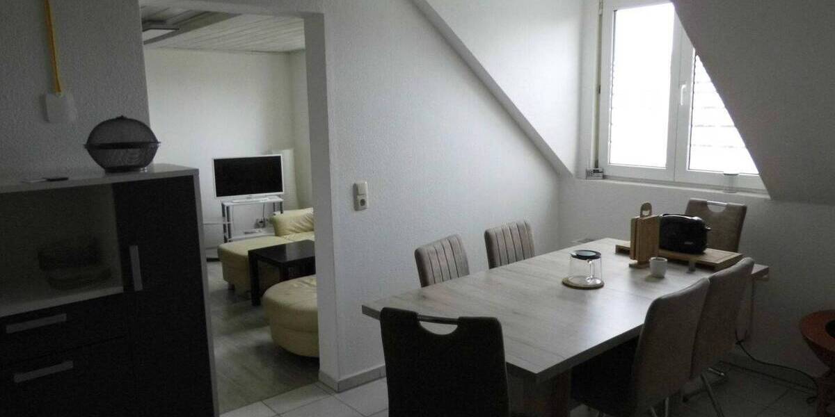 Etagenwohnung Reichenbach - 3 Zimmer, 68 m&sup2;, 400&euro; | Angebot:26824656