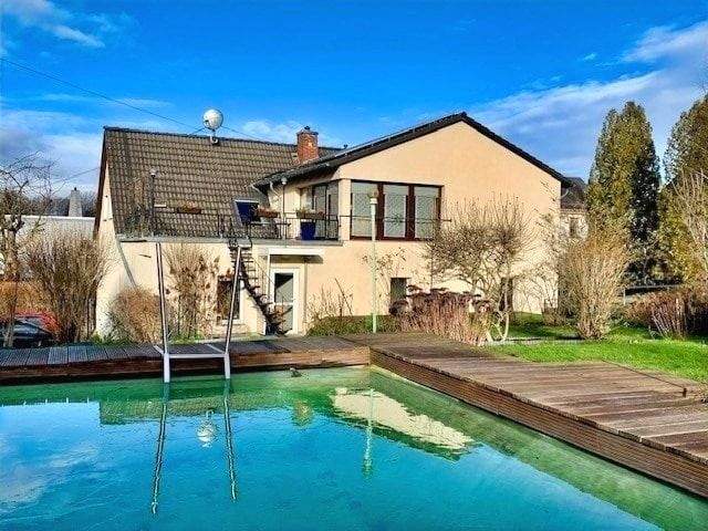 Einfamilienhaus Lengenfeld - 6 Zimmer, 168 m&sup2;, 195.000&euro; | Angebot:25776185