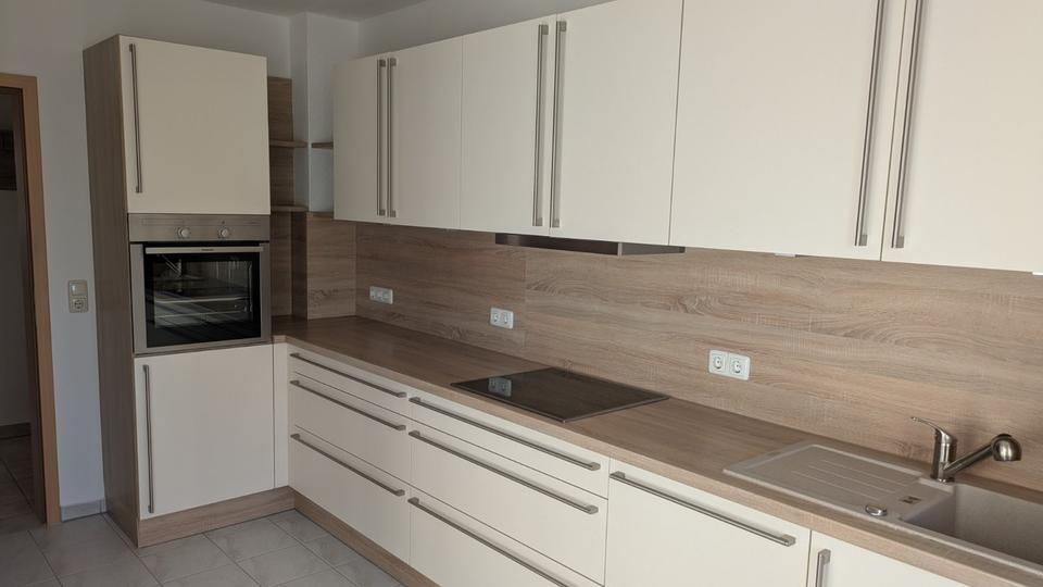 Etagenwohnung Crimmitschau - 2 Zimmer, 67 m&sup2;, 540&euro; | Angebot:25906335