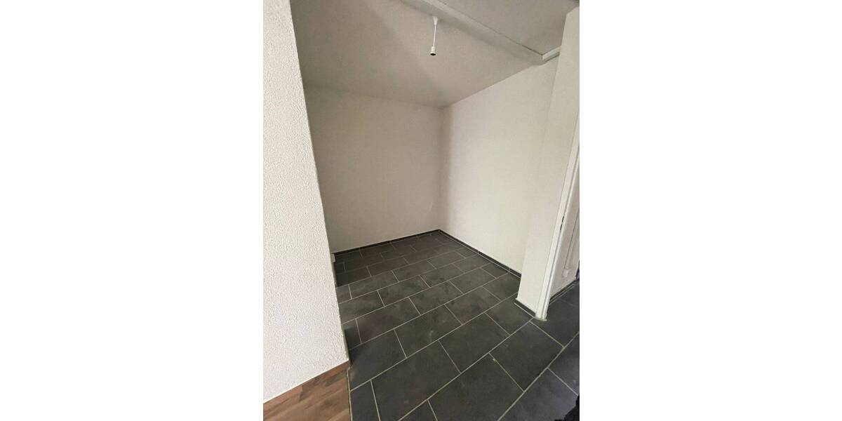 Etagenwohnung Schneeberg Neustädtel - 3 Zimmer, 60 m&sup2;, 400&euro; | Angebot:25696286