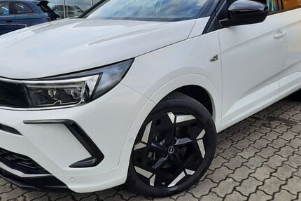 Opel Grandland (X) 51.200 km 24.900 &euro; Werdau 08412