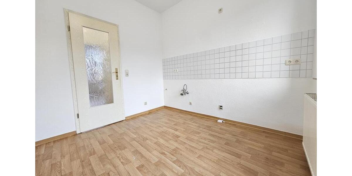 Etagenwohnung Werdau - 3 Zimmer, 65 m&sup2;, 357&euro; | Angebot:25922571