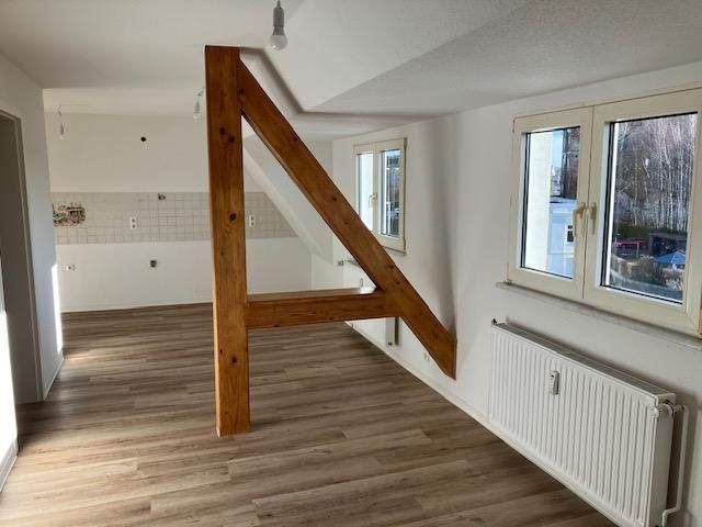Etagenwohnung Reichenbach - 3 Zimmer, 63 m&sup2;, 265&euro; | Angebot:25662885