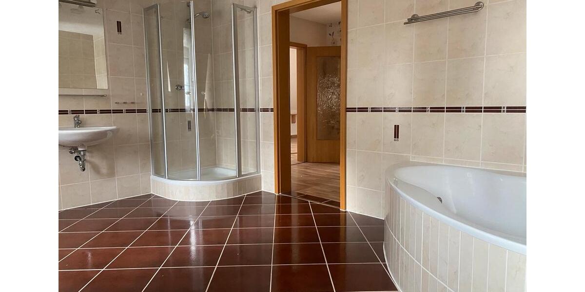 Mehrfamilienhaus, Wohnhaus Crinitzberg - 10 Zimmer, 182 m&sup2;, 375.000&euro; | Angebot:25171448