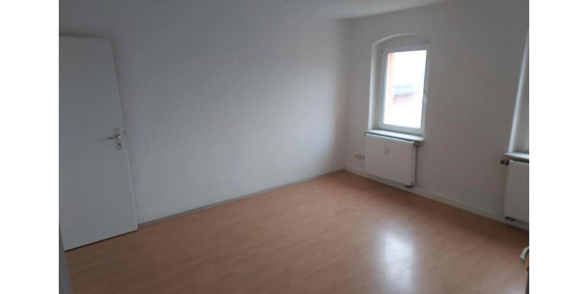 Dachgeschoßwohnung Reichenbach im Vogtland Obermylau - 5 Zimmer, 98 m&sup2;, 680&euro; | Angebot:25720219