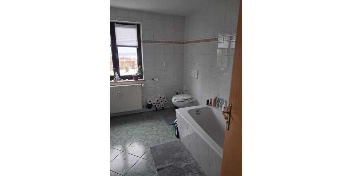 Erdgeschoßwohnung Gersdorf - 2 Zimmer, 55 m&sup2;, 380&euro; | Angebot:25448573