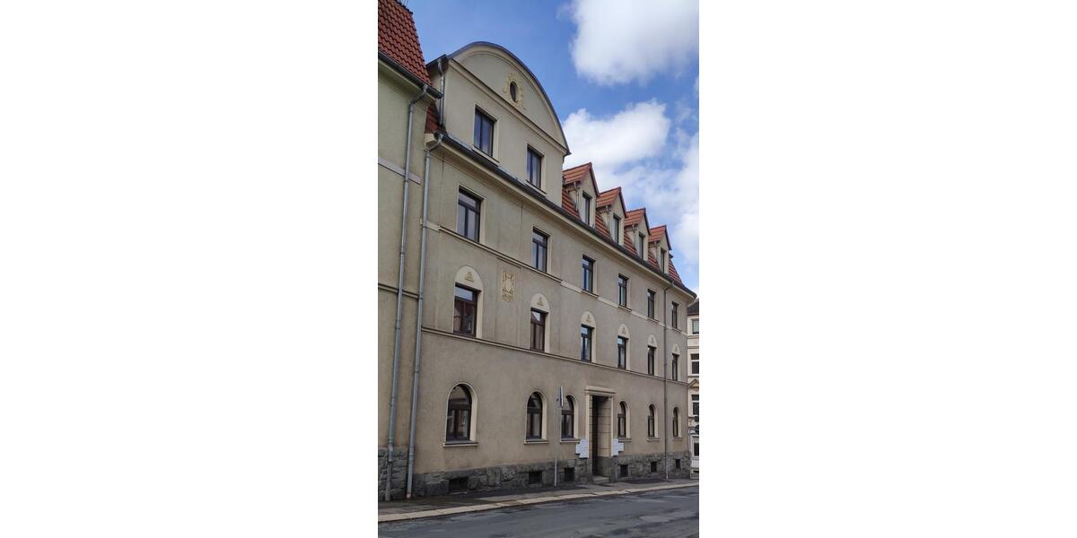 Dachgeschoßwohnung Werdau - 3 Zimmer, 71 m&sup2;, 392&euro; | Angebot:25963483