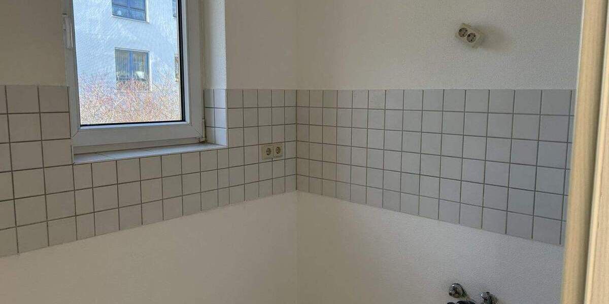 Etagenwohnung Zwickau Weißenborn - 3 Zimmer, 65 m&sup2;, 487&euro; | Angebot:25707533