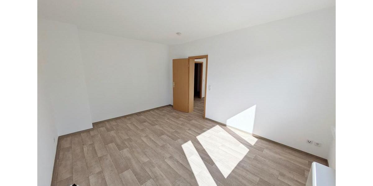 Etagenwohnung Limbach-Oberfrohna Oberfrohna - 2 Zimmer, 47 m&sup2;, 306&euro; | Angebot:25945630